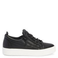 FRANKIE - Black - Low-top sneakers