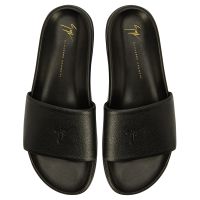 [GIUSEPPE ZANOTTI] ジュゼッペザノッティ Gz-indi Giuseppe Zanotti GZ-Indi Leather Slides | Black | FARFETCH