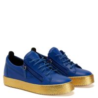 NICKI - Blue - Low top sneakers