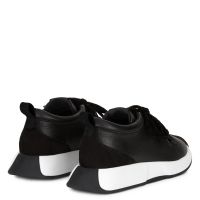 GIUSEPPE ZANOTTI FEROX - Black - Low-top sneakers