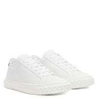 ECOBLABBER - White - Low-top sneakers