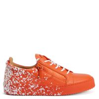 FRANKIE SPRAY - Orange - Low-top sneakers
