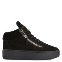 KRISS - Black - Low top sneakers