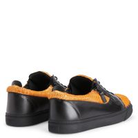 FRANKIE - Orange - Low-top sneakers