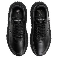 URCHIN - Black - Low top sneakers