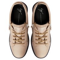 FRANKIE - Beige - Low top sneakers