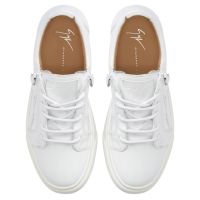 NICKI - White - Low top sneakers