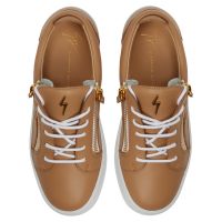 NICKI - Beige - Low top sneakers