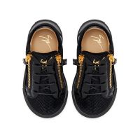 GAIL VELVET JR. - Black - Low-top sneakers