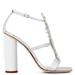 サンダル・ミュール GIUSEPPE ZANOTTI Women Sandals E300009 001 SILVER Amazon.com: Giuseppe Zanotti, Andrea Sandals, 7, Silver