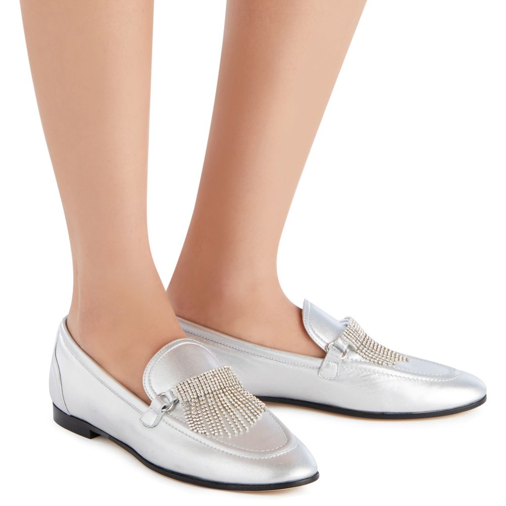 JODIE - Silver - Loafers
