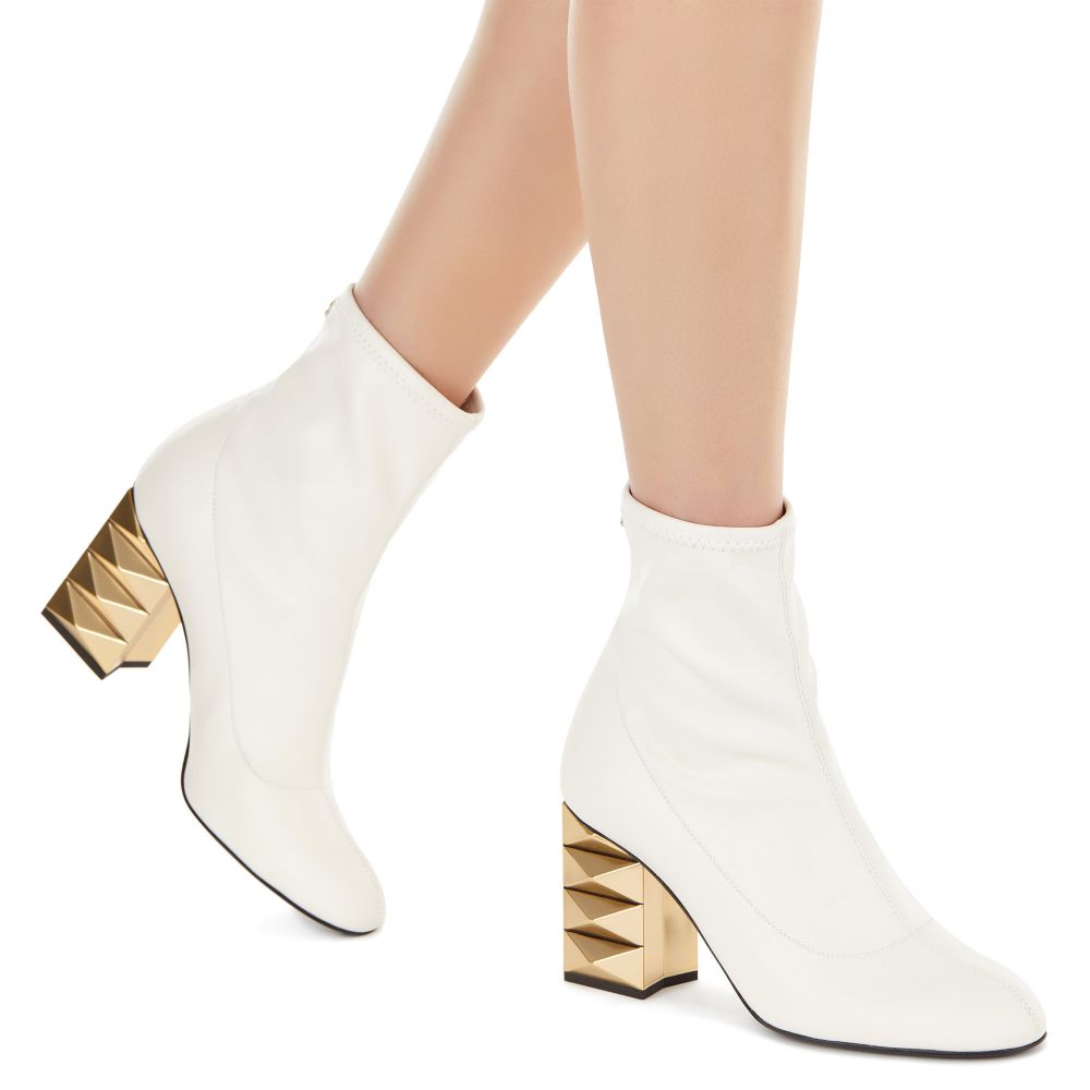 NALA - White - Boots