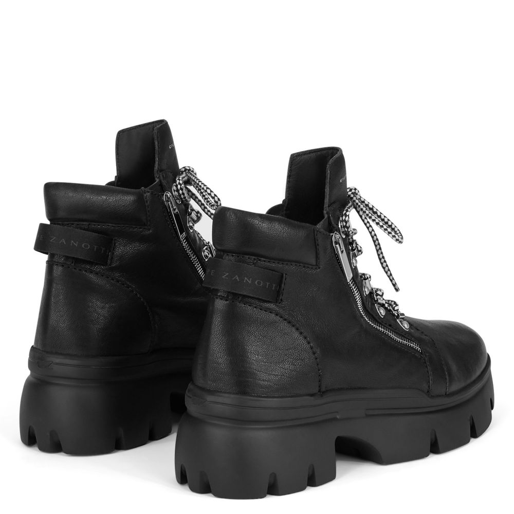 APOCALYPSE TREK - Black - Boots