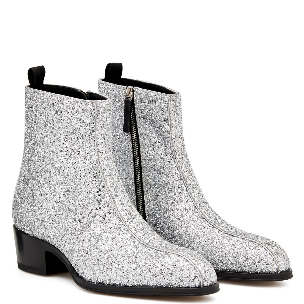 ジュゼッペ ザノッティ　 SHORT BOOTS 元1Dのゼイン×伊ジュゼッペ ザノッティ、コラボスニーカー