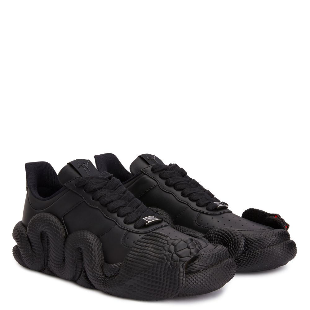 COBRAS - Black - Low-top sneakers