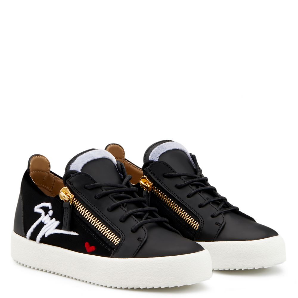 GAIL SIGNATURE - Black - Low-top sneakers