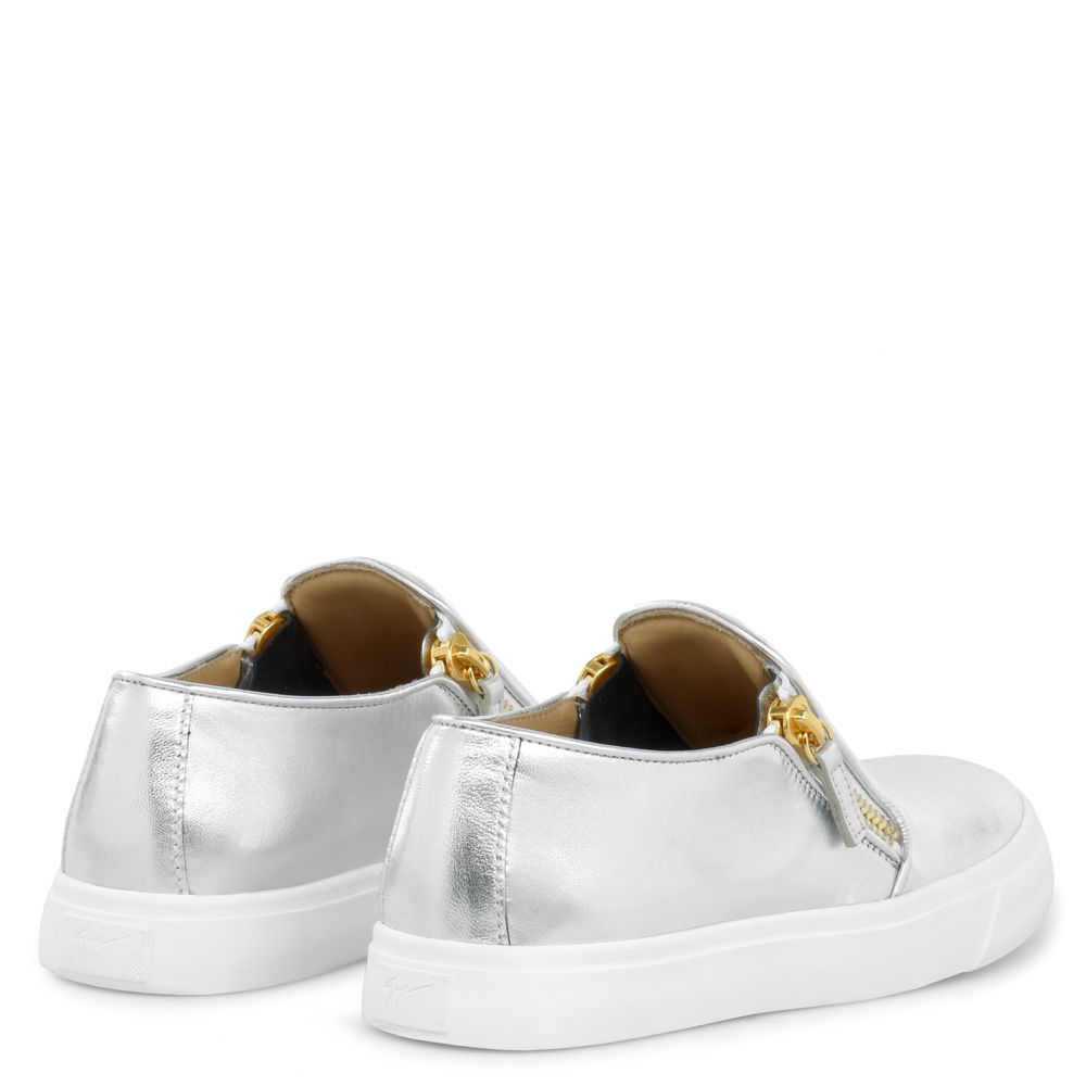 EVE - Silver - Slip ons