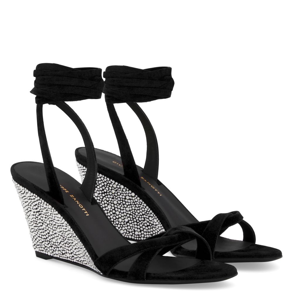 MANOLA STRASS - Black - Sandals