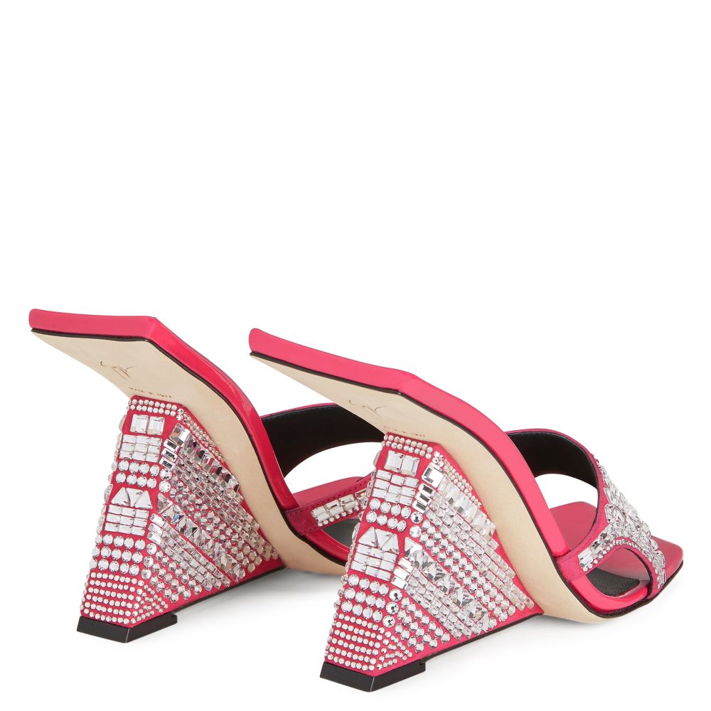 AKIRA SHINE - Pink - Sandals