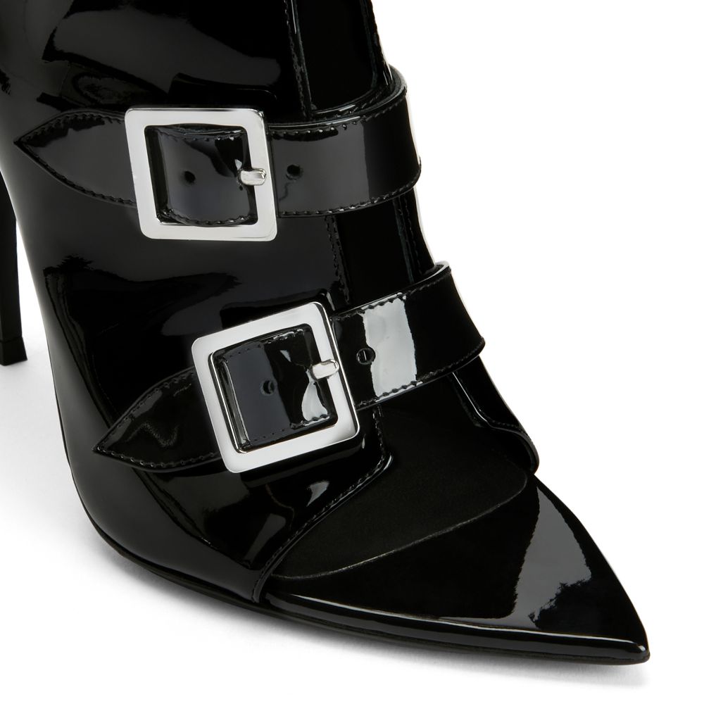 INTRIIGO BUCKLE - Black - Boots