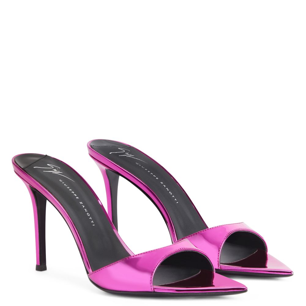 INTRIIGO - Fucsia - Sandals