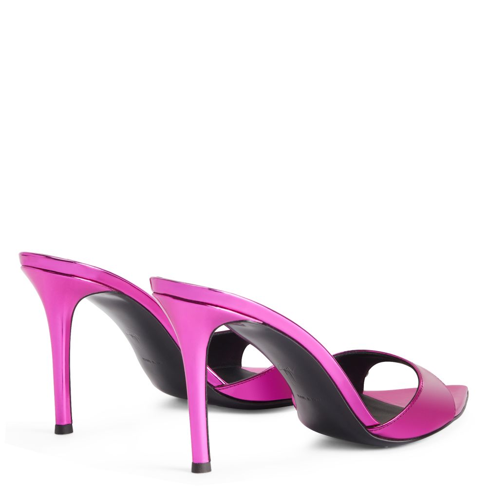 INTRIIGO - Fucsia - Sandals