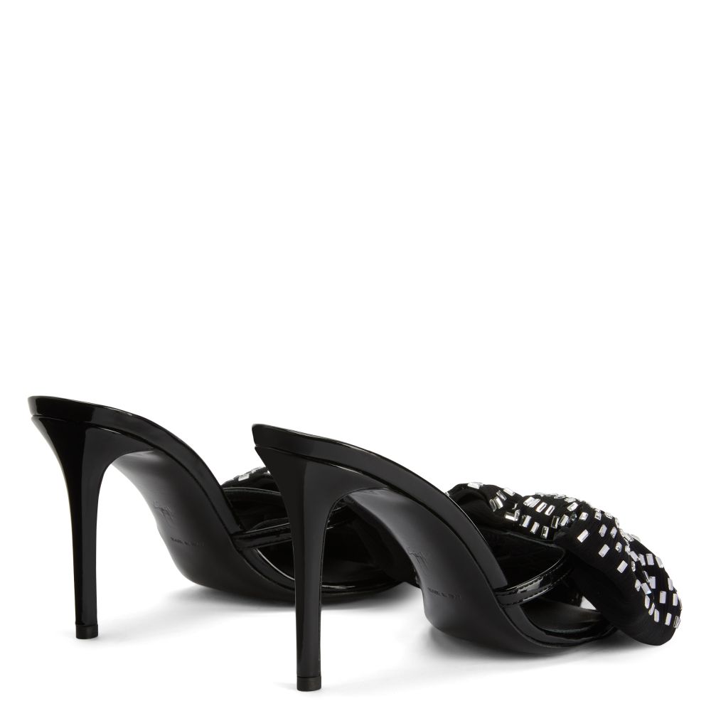 INTRIIGO ALEXANDRINE - Black - Sandals