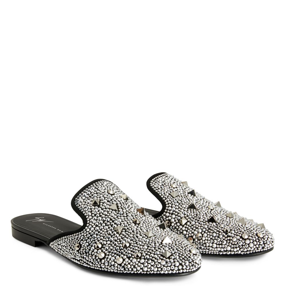 ENCRUSTED JEFFREY - Black - Loafers