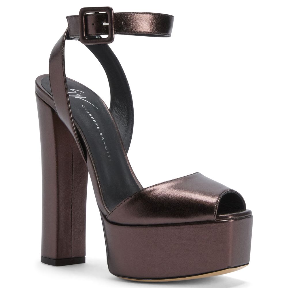 Betty　フミエタナカ BETTY