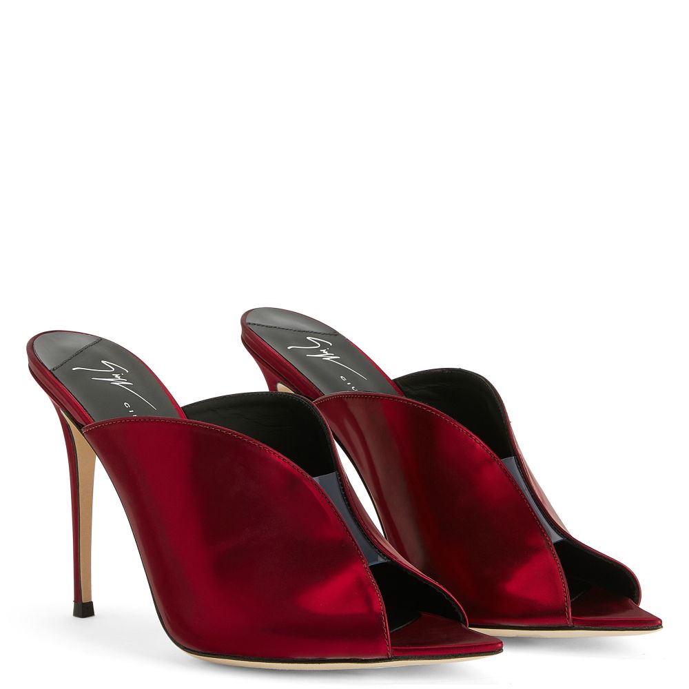 INTRIIGO MUSE - Bordeaux - Sandals