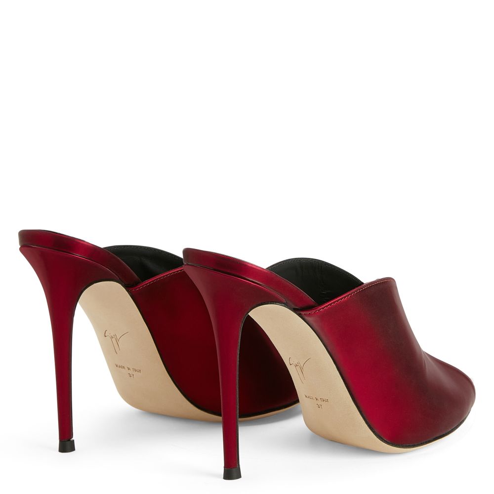 INTRIIGO MUSE - Bordeaux - Sandals