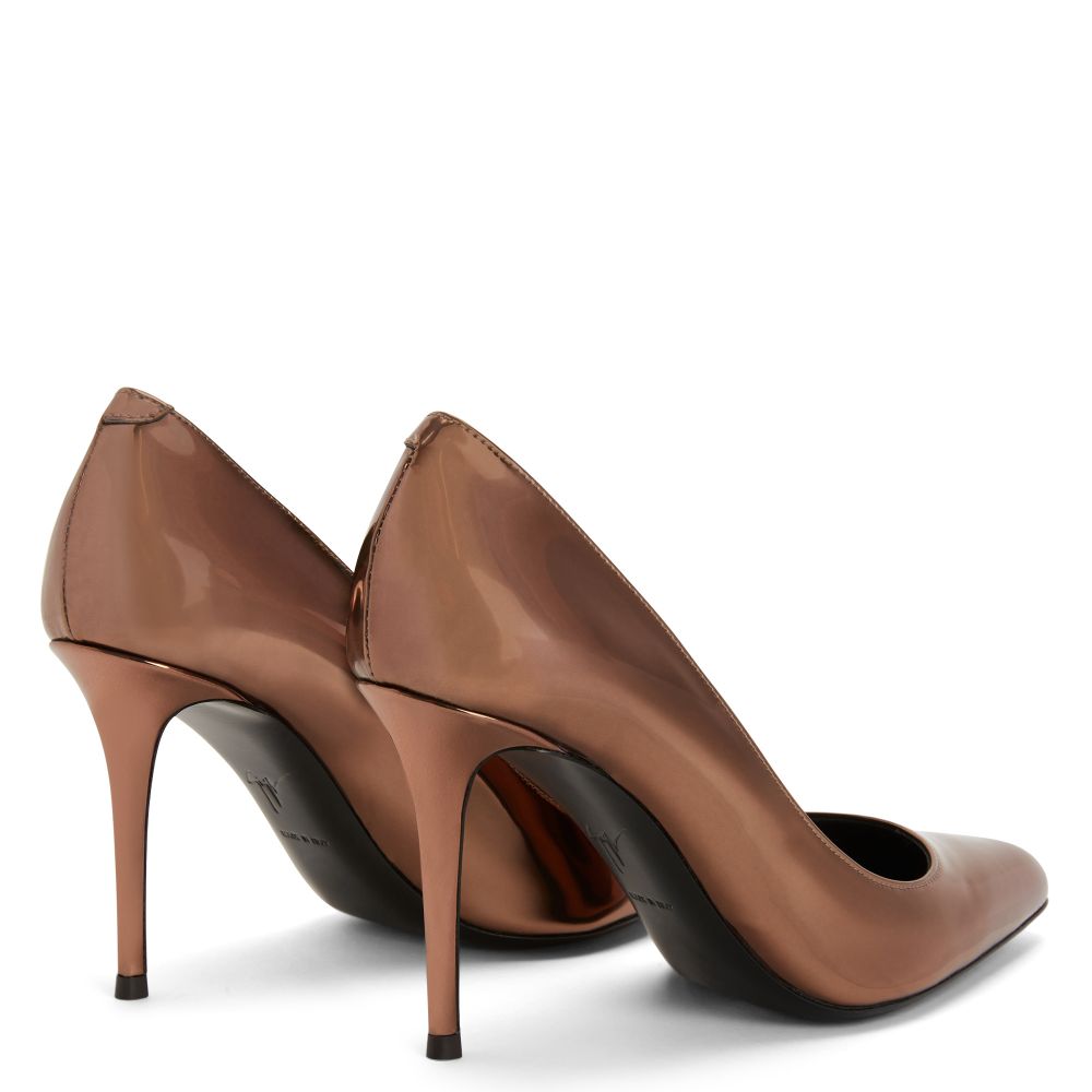 JAKYE - Brown - Pumps