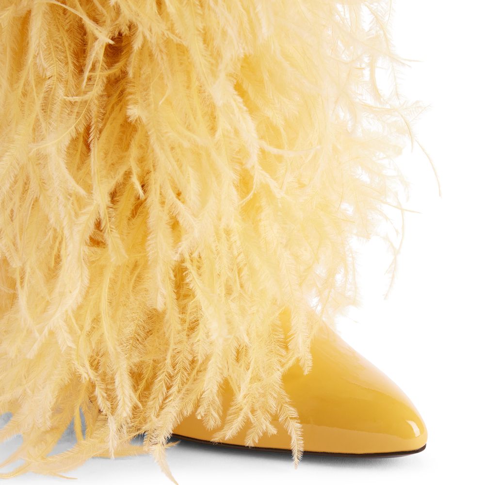YELLO Ygritte faux fur boots Lサイズ 中古・古着通販】YELLO (イエロー) YGRITTE FAUX FUR BOOTS