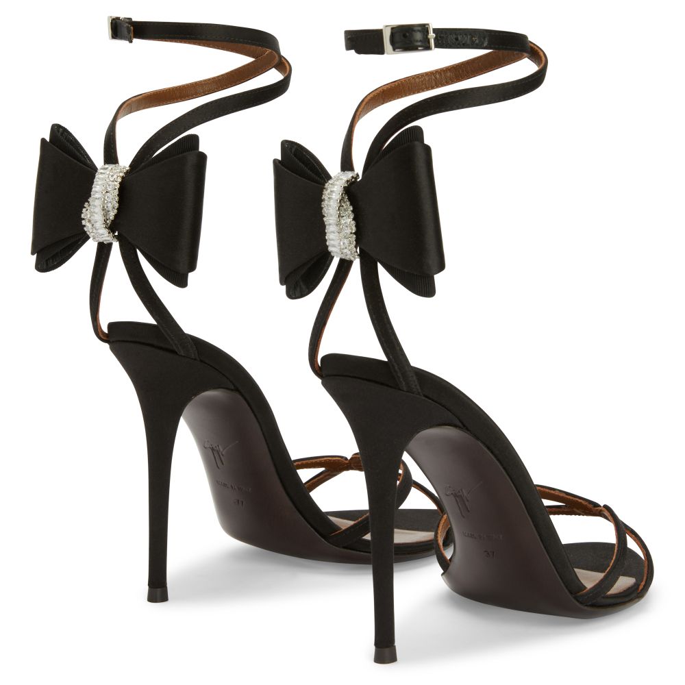 PAPILLON SANDAL 105