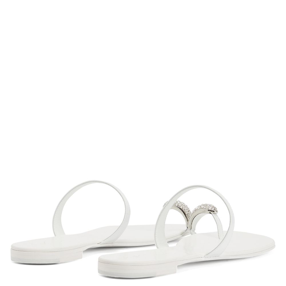 RING - White - Flats