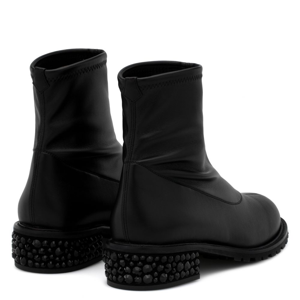 GABRIELA - Black - Boots