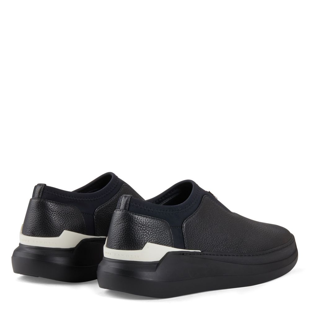 CONLEY STRETCH - Black - Low-top sneakers