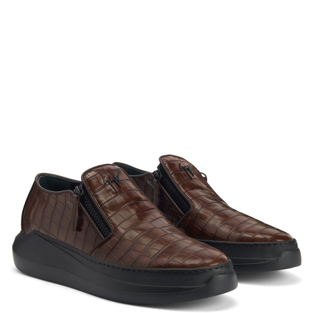 CONLEY ZIP - Brown - Low-top sneakers