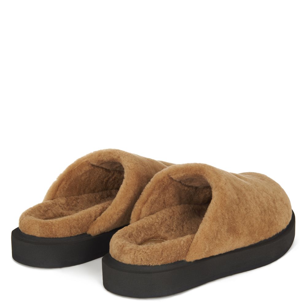 WYNTER - Beige - Loafers