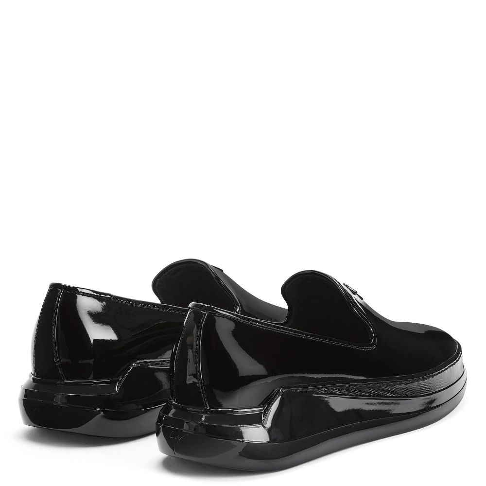 CONLEY - Black - Loafers