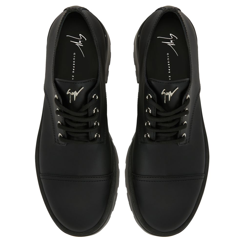 REEPLEY - Black - Lace up