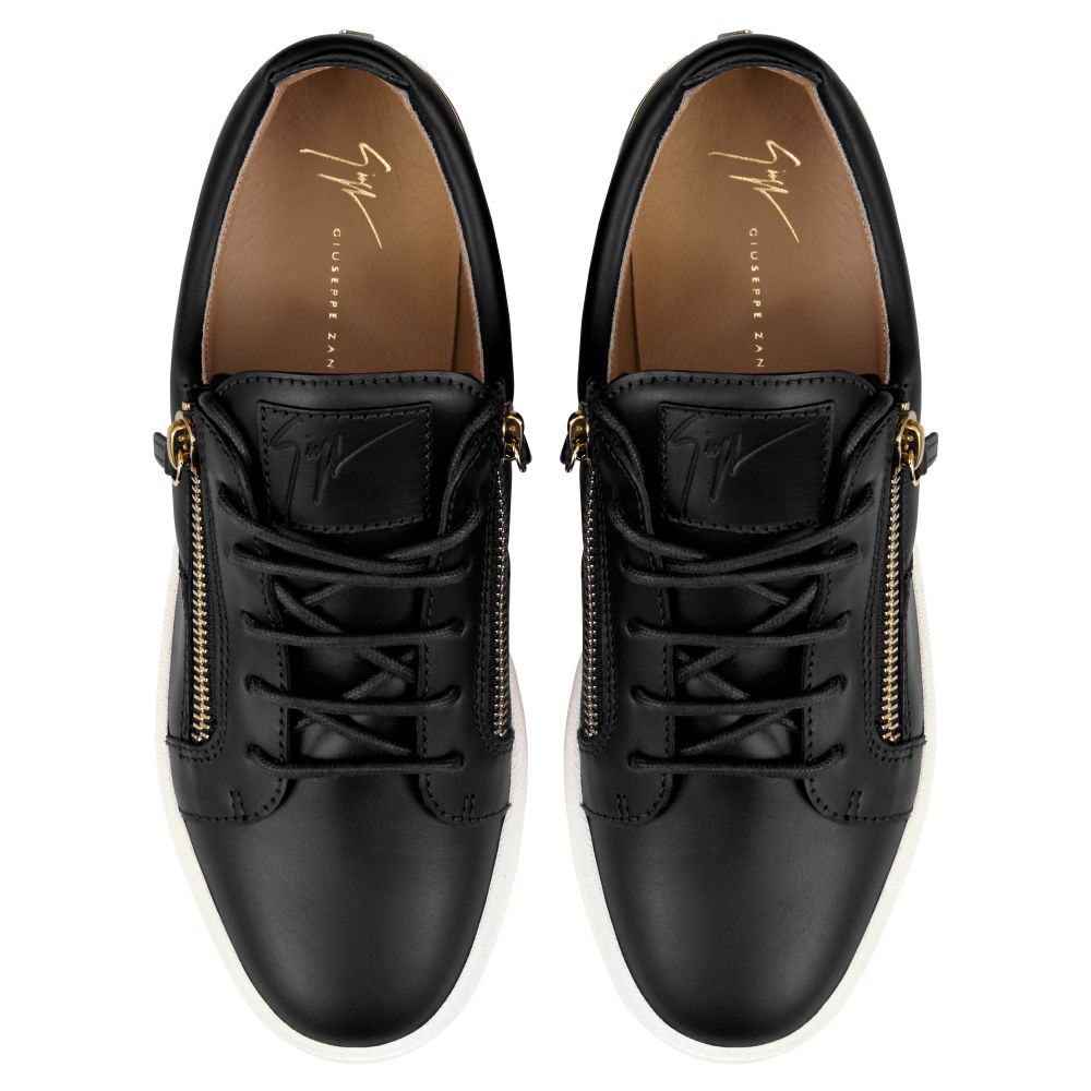 FRANKIE SHELL - Black - Low-top sneakers