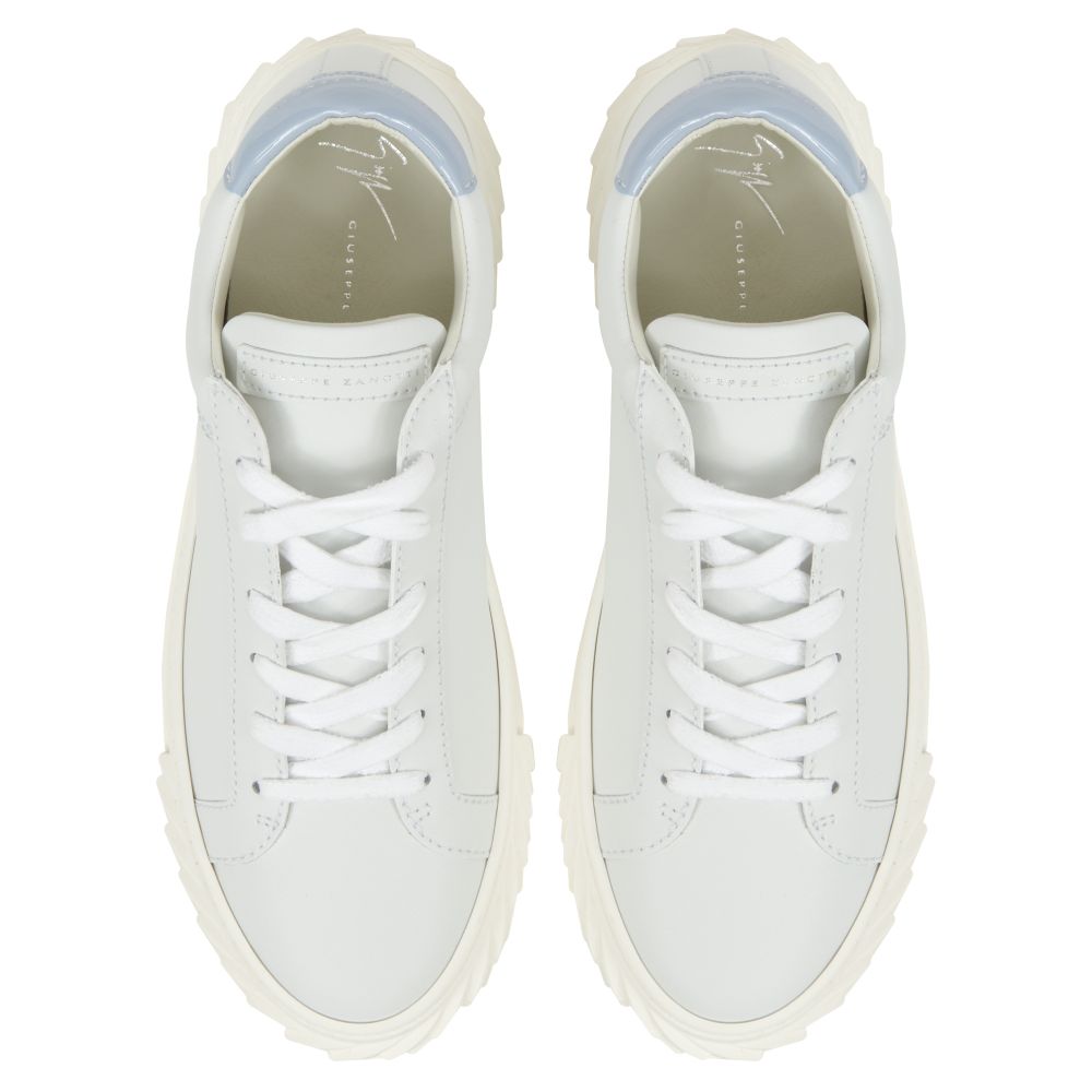BLABBER - White - Low-top sneakers