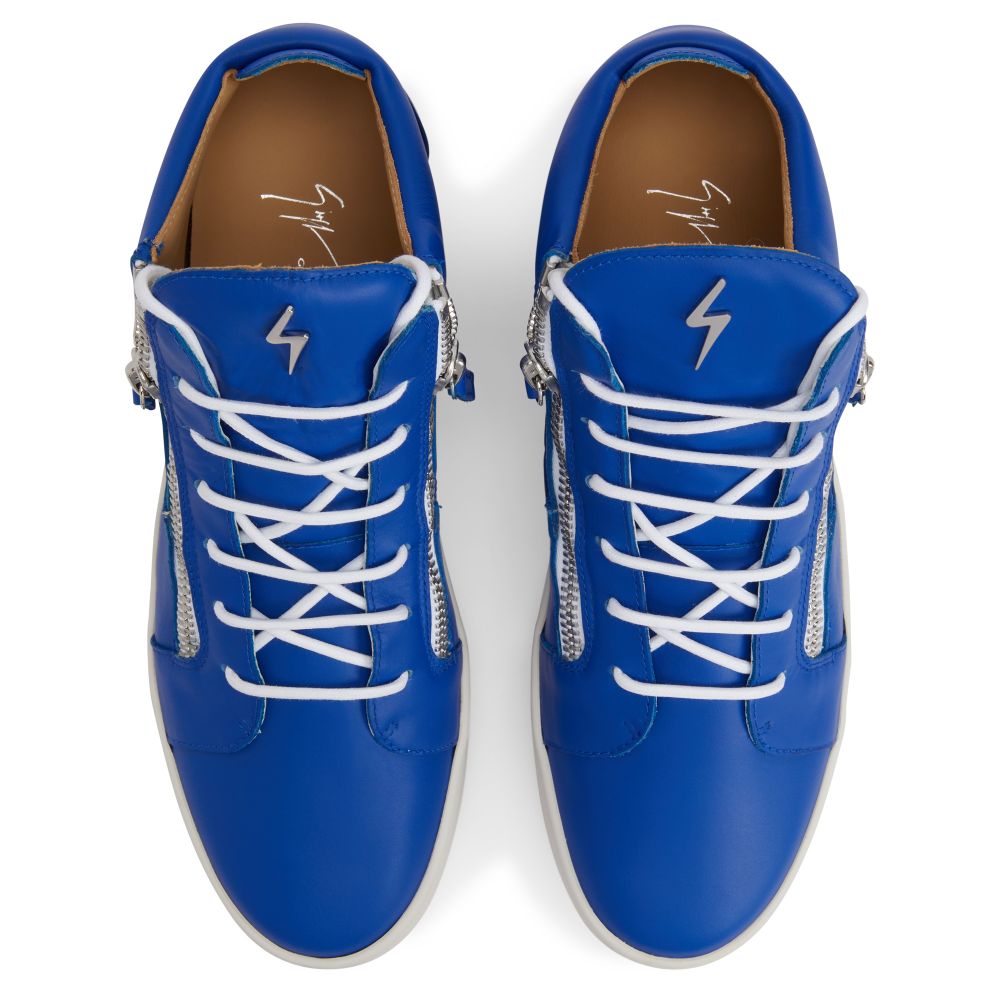 KRISS - Blue - Low-top sneakers