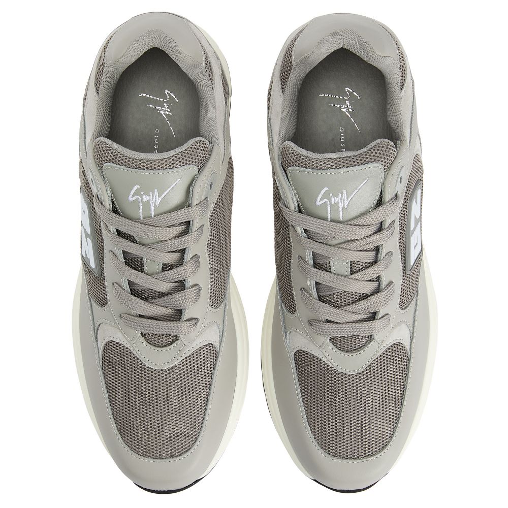 GZ RUNNER - Grey - Low-top sneakers
