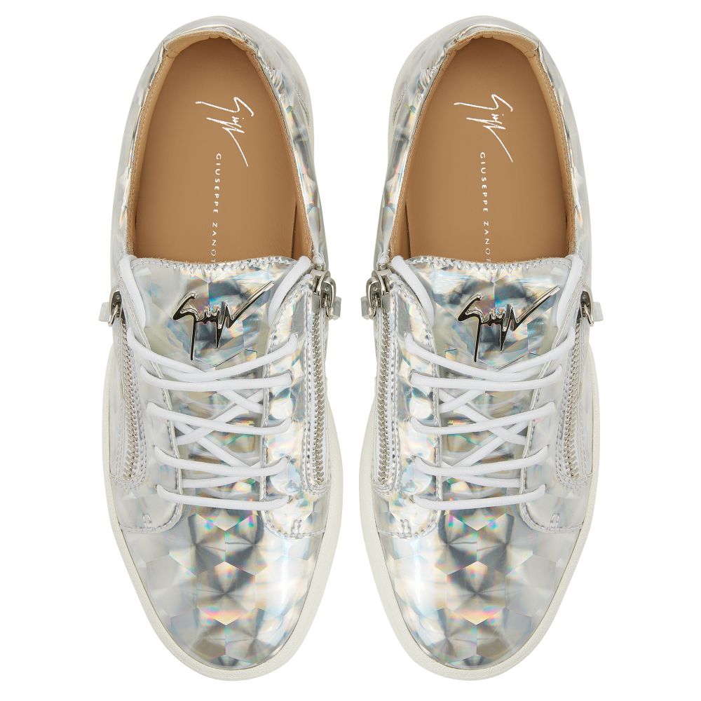 FRANKIE - Silver - Low-top sneakers