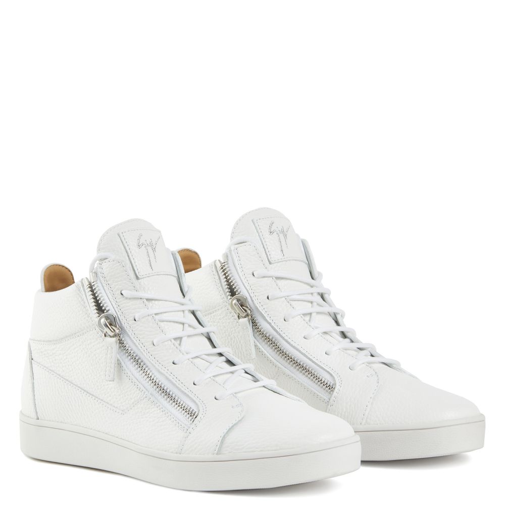 Sneakers 9451 Blanco 30 - VladaShops's Closet - Authentic Used Shoes  Zanotti for sale