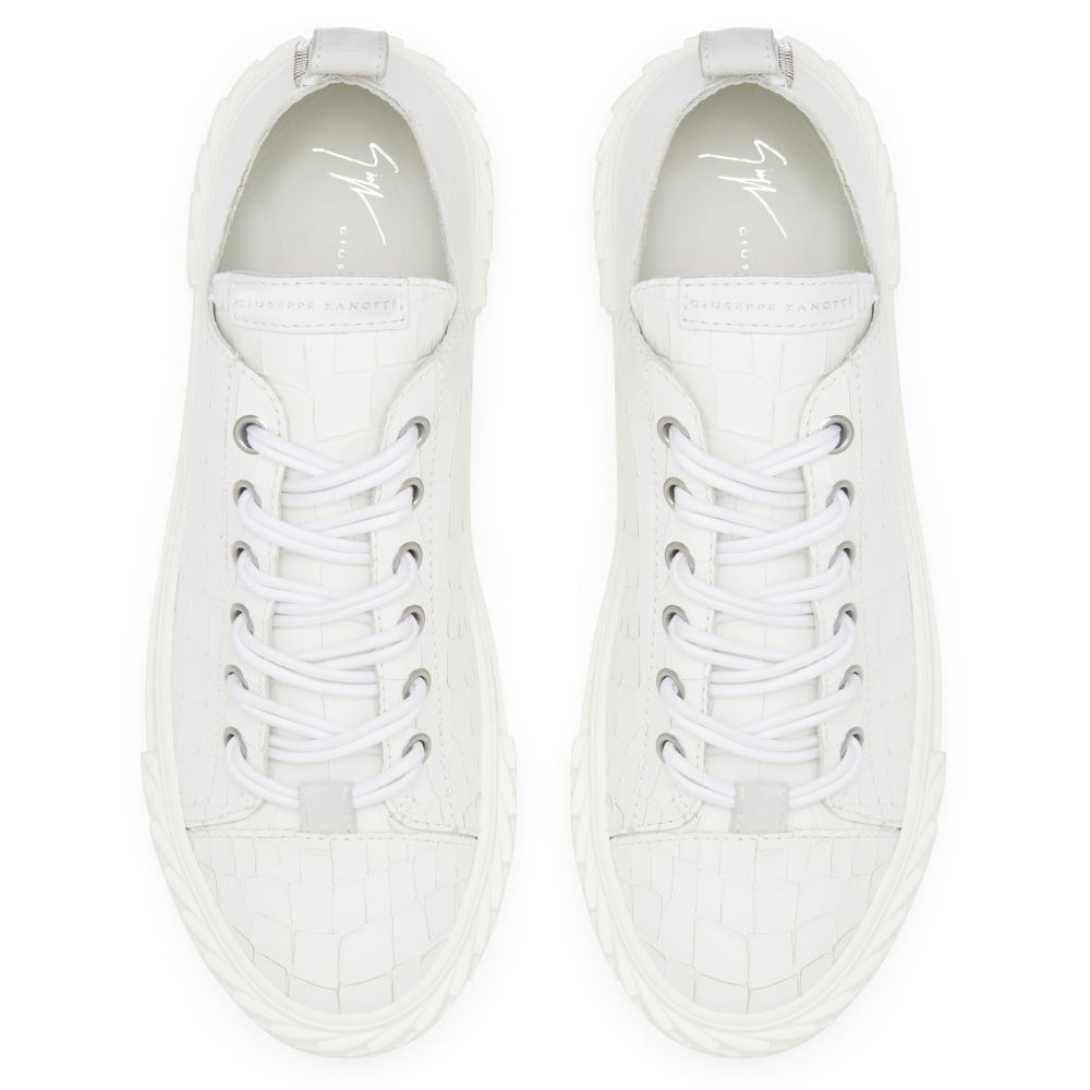BLABBER - White - Low-top sneakers