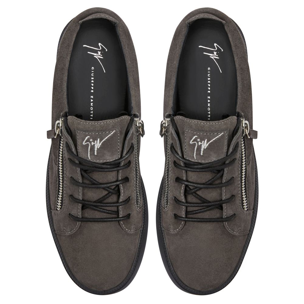 FRANKIE - Grey - Low top sneakers