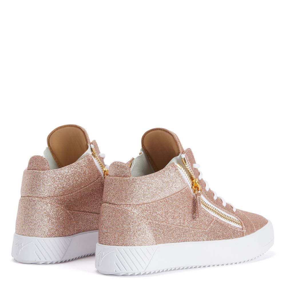 NICKI - Pink - Low top sneakers